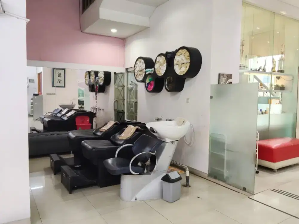 Dicari therapist di salon