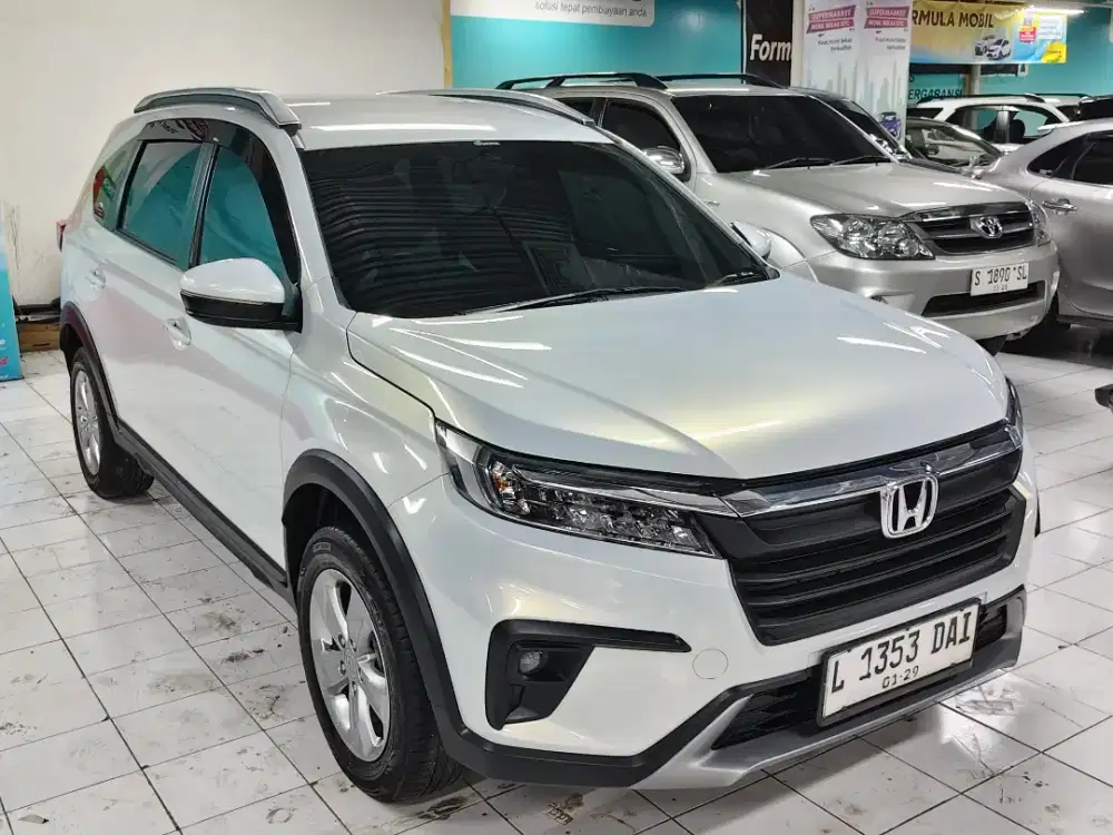brv ini km 30rb tgn 1 dr baru seperti baru