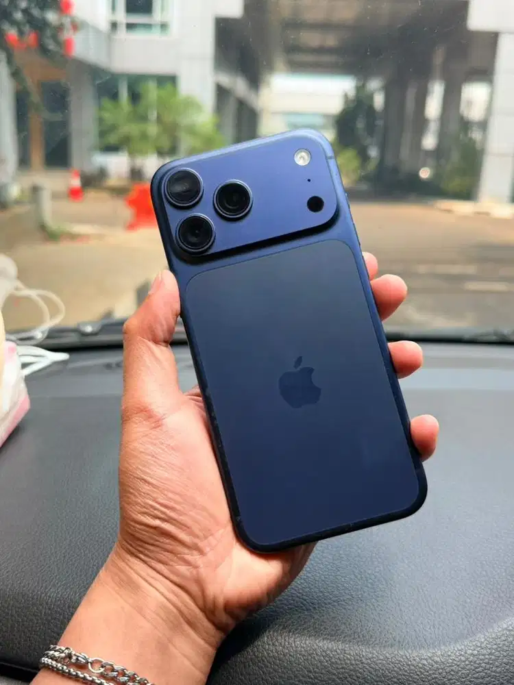 IPHONE 17 PRO MAX DEEP BLUE 256GB