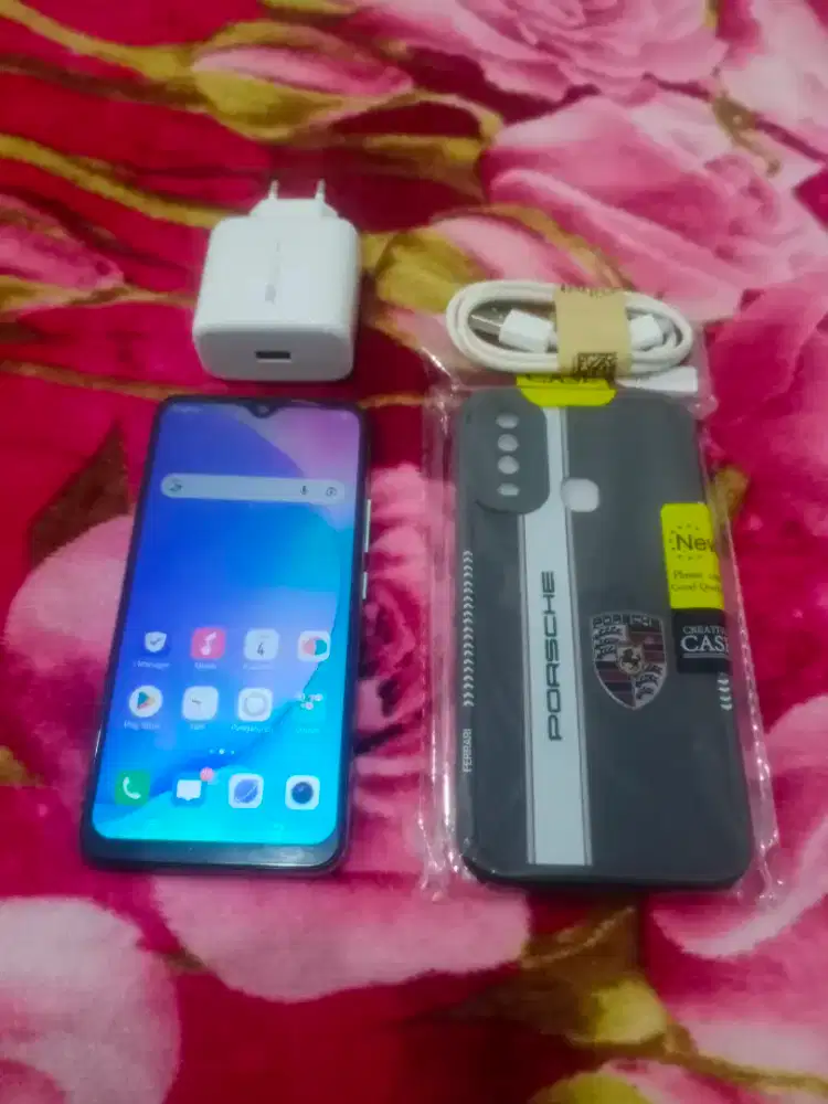 VIVO Y17 Ram 8GB biru muda