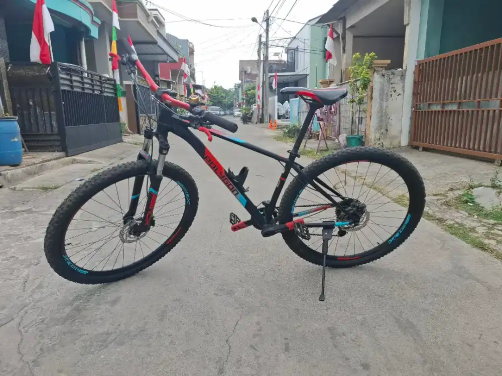Sepeda MTB Polygon Xtrada 5 Ban 29 Ukuran M