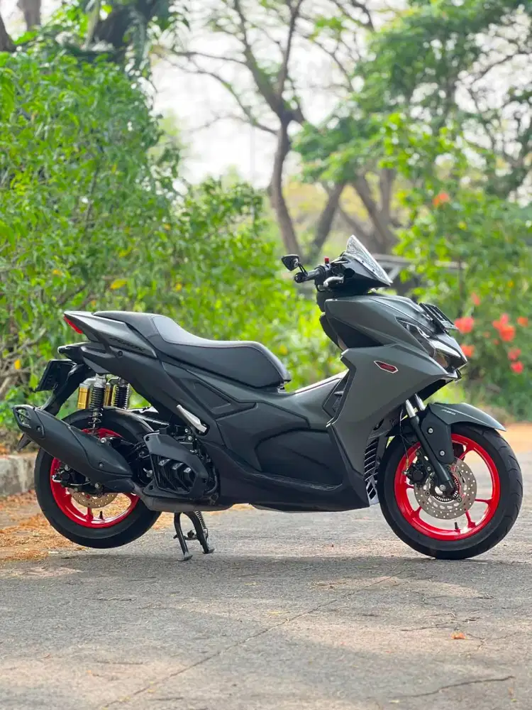YAMAHA NEW AEROX ALPHA TURBO 155 ABS KEYLESS 2025 GREY LOW KM PAJAK ON