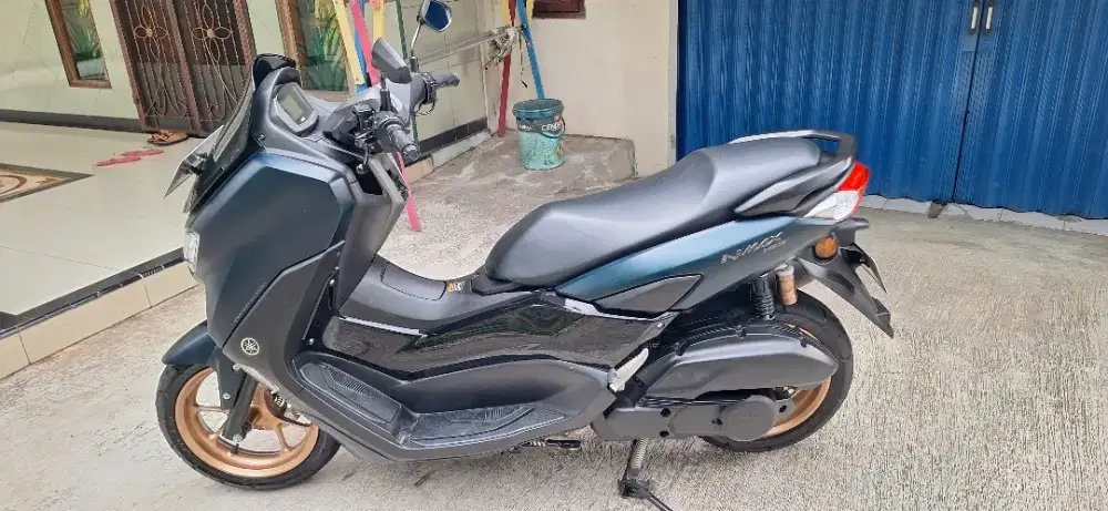 FS Nmax 2023 warna hijau doff