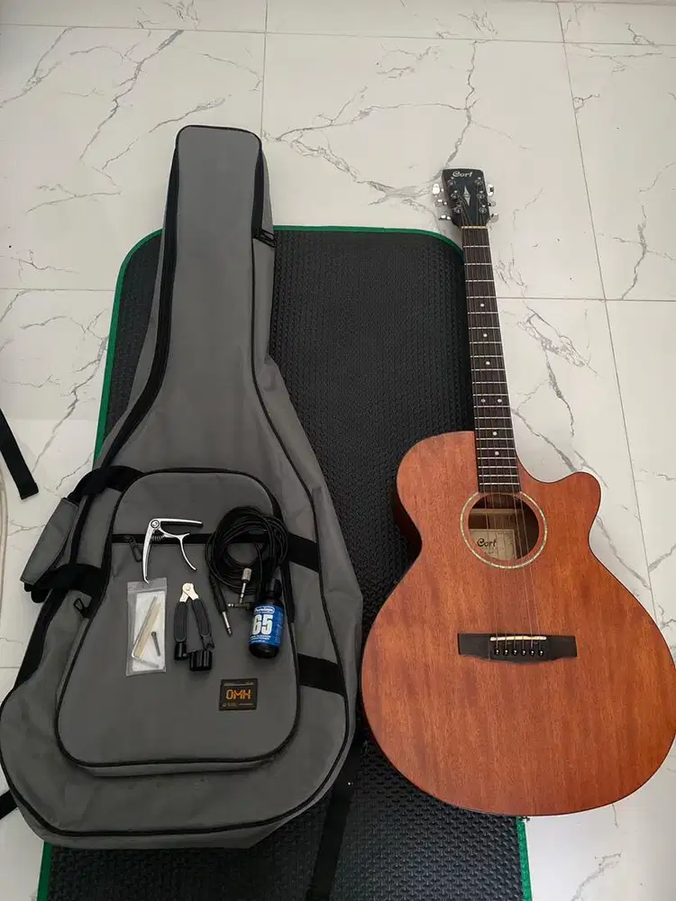 Cort SFX-ME-OP Acoustic Electric Original + Softcase & Accessories