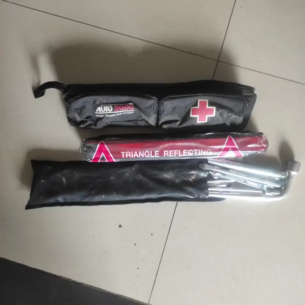 Tool kit mobil original Toyota