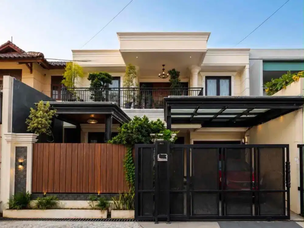 Rumah mewah di perumahan taman bintaro tangerang selatan
