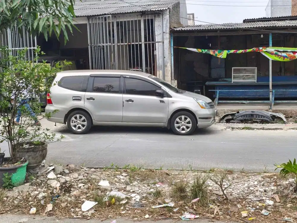 Nissan Grand livina 2007 Bensin