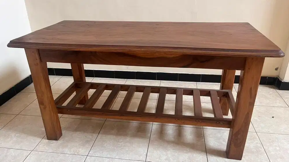Meja kayu jati solid bekas - kokoh dan kondisi baik