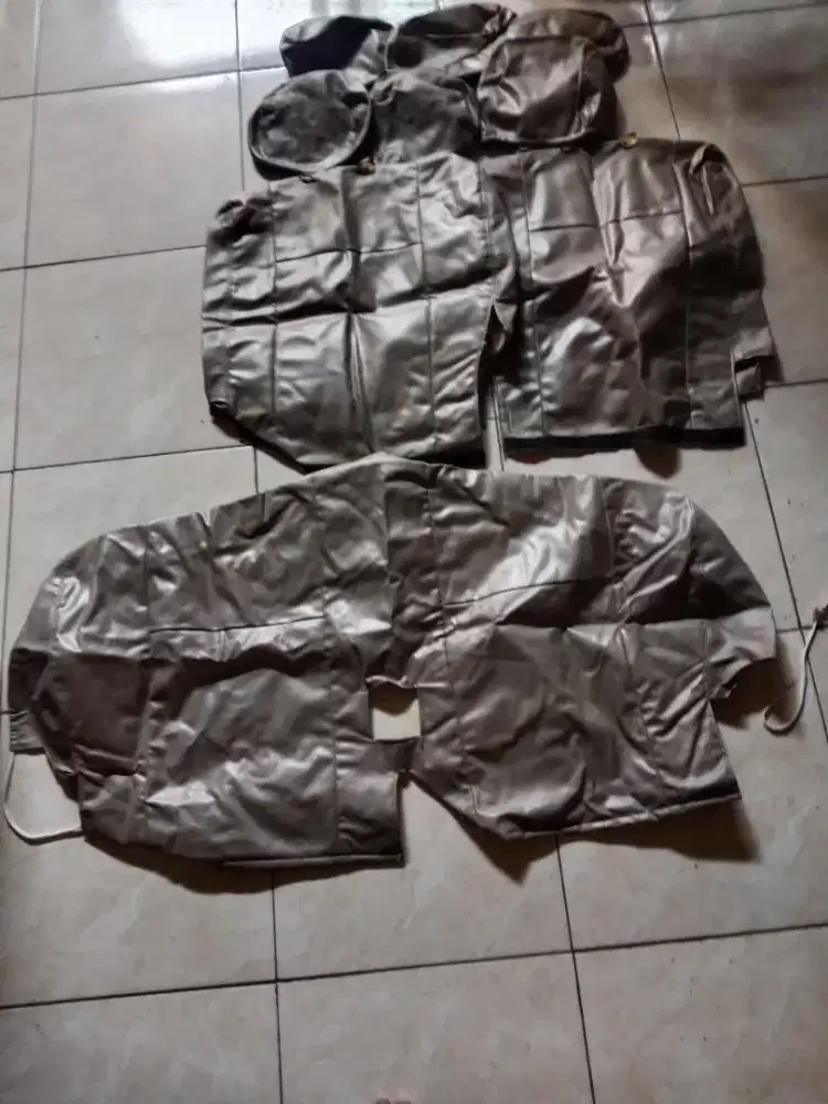 Cover jok kursi belakang avanza G 2014 masih bagus