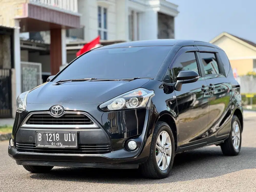 Sienta G 1.5 MANUAL 2016 Hitam (Aha Gallery)