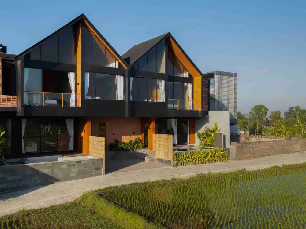 Luxury Rice Field View Villas for Sale in Ubud
Jl. Subak Kalangan Samu, Singakerta, Ubud

Beautiful newly built villas located in the peaceful area of Singakerta, Ubud, offering breathtaking 180° rice field views and a tranquil natural atmosphere. 
These