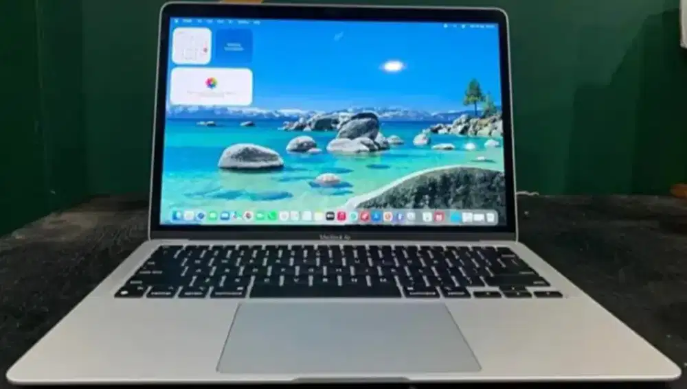 MACBOOK AIR M1 2020