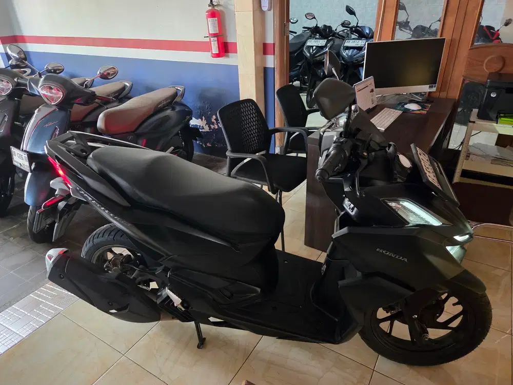 Vario 160 abs hitam doff 2023 Gbm