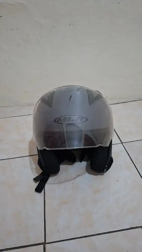 Helm R15 full face  dan Helm MLA J5
