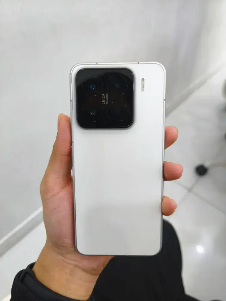 Xiaomi 15 12/512 Fullset Like New
