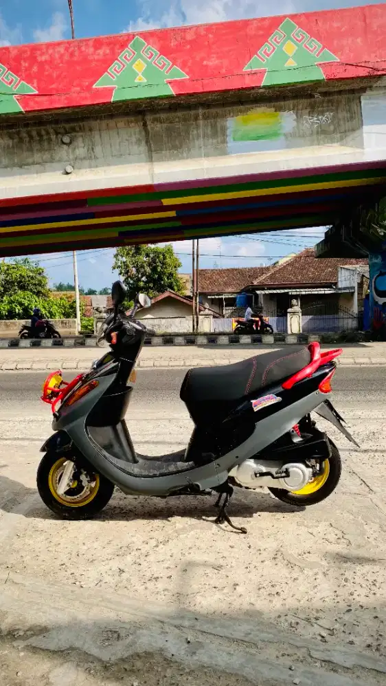 Kymco Metica 125CC (Skutik Rare)