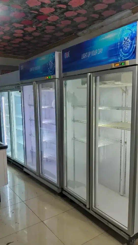 Showcase gea expo 1050 liter