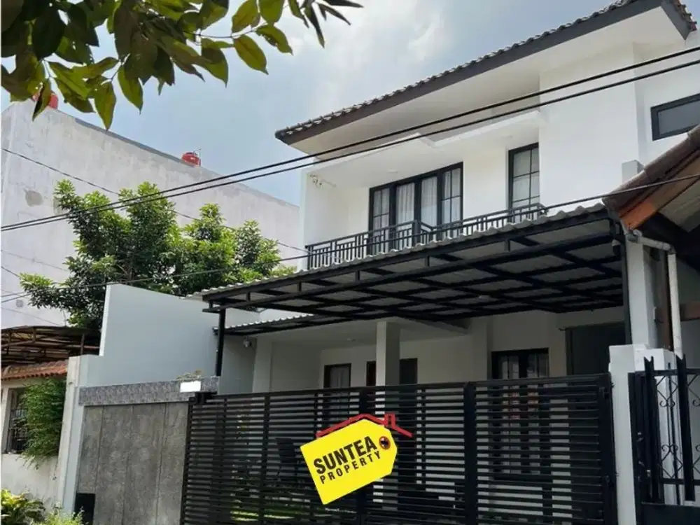 HOT! Rumah 2 Lantai Nyaman dengan Swimming Pool LT 180 m2 Area Favorit Harga Nego! Bintaro Sektor 1 Jakarta Selatan