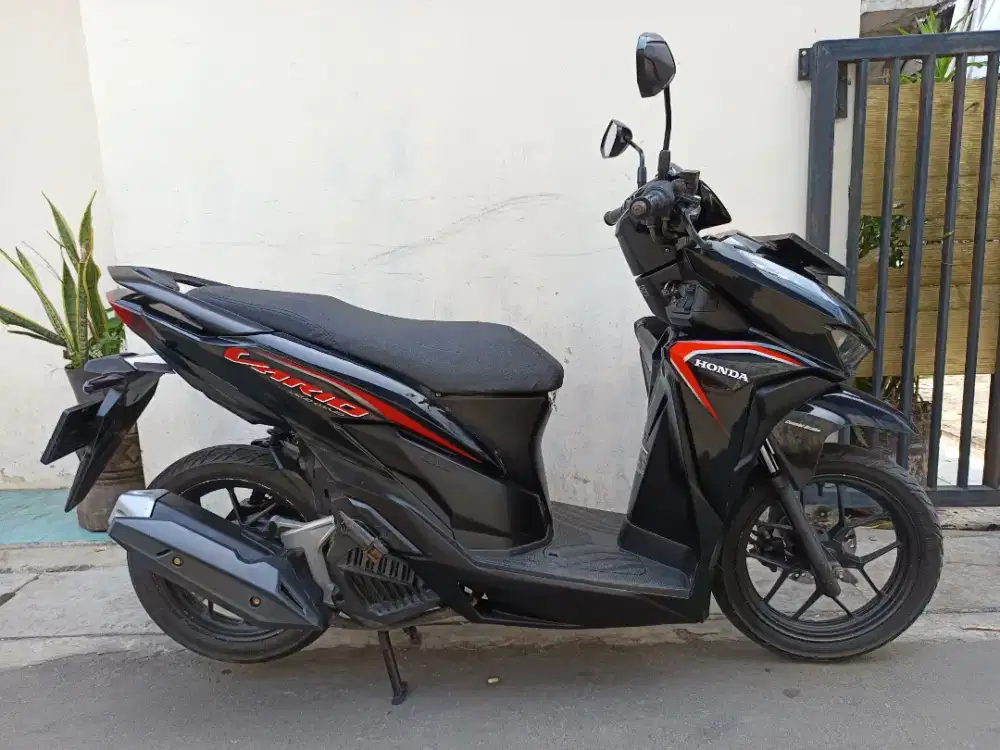 Vario led new 125 2020 lengkap bagus