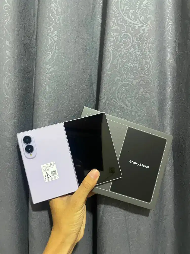 SAMSUNG Z FOLD 8 12/512 4 HARI PAKAI RESMI SEIN LIKE NEW