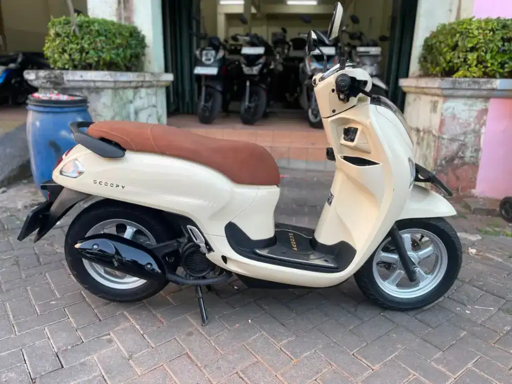 Scoopy Prestige 2026 Pajak Panjang