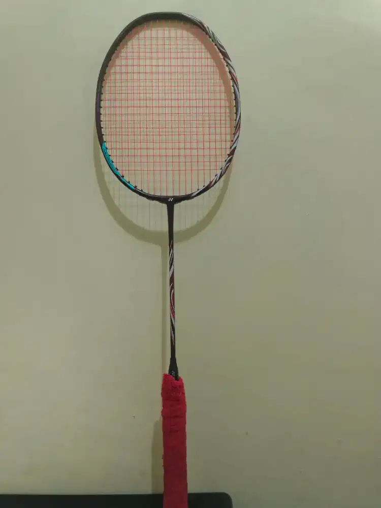 Raket badminton Yonex astrox 100zz kureni
