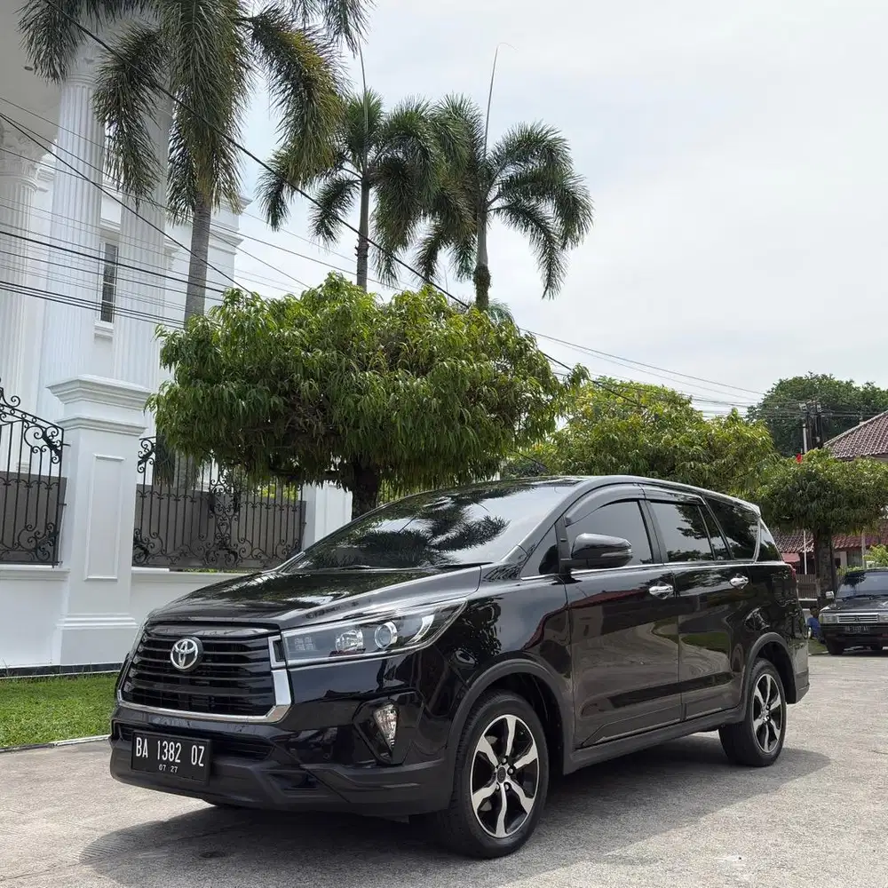 Dp 40 jt Innova Venturer matic diesel 2022 istimewa