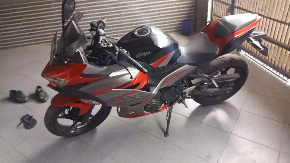 Kawasaki ninja abs 250 tahun 2018