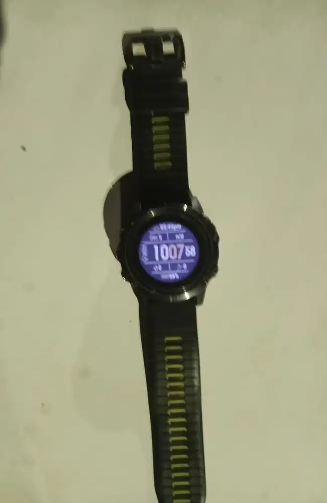 Preloved Garmin Fenix 5xs shaffire