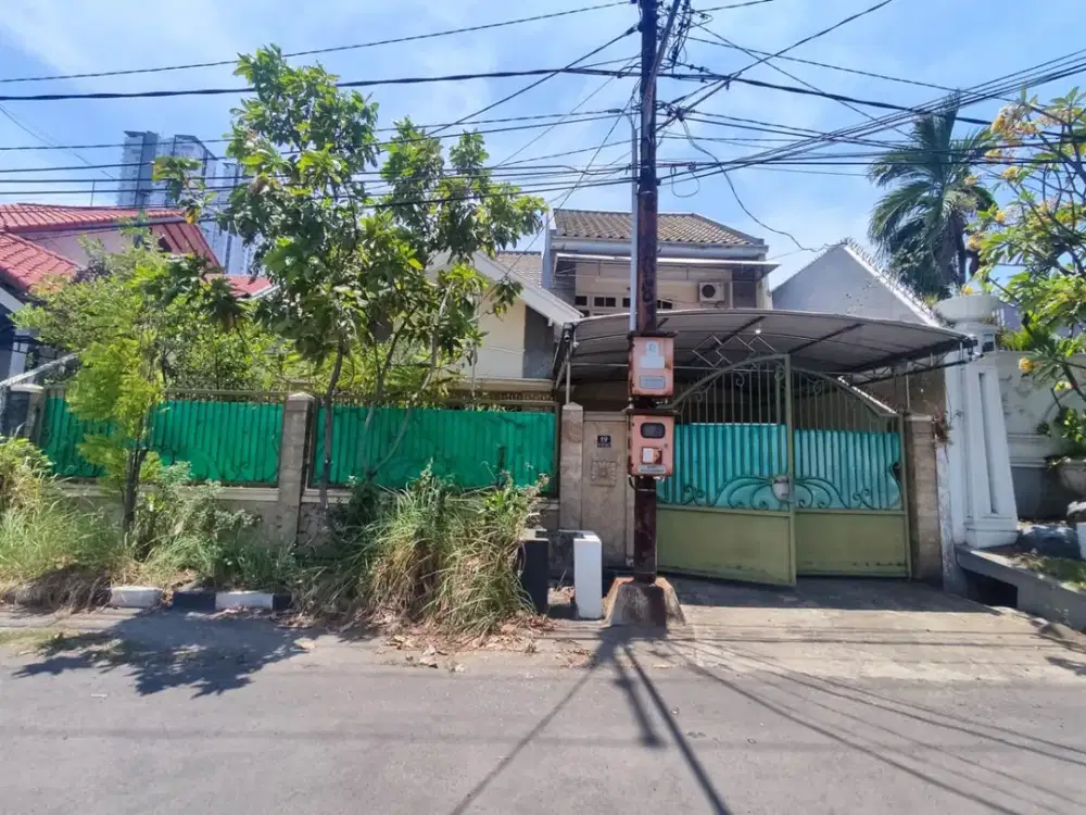 Rumah Jemur Andayani Luas 300 Selangkah Ke Ahmad Yani, Jemursari, Universitas Petra