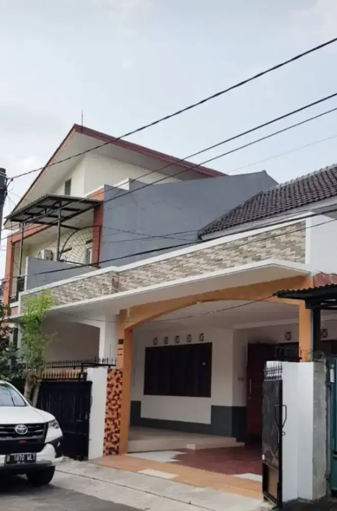 Dijual cepat rumah di Pamulang Permai 1