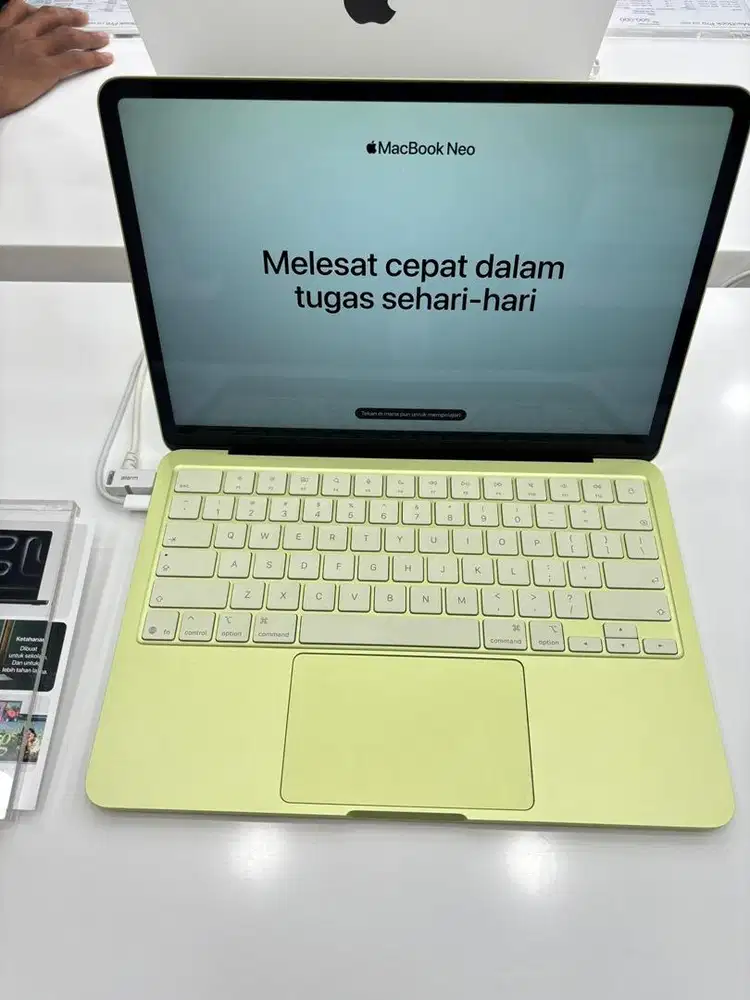 CICILAN MACBOOK NEO 512 GB PROMO BUNGA RINGAN