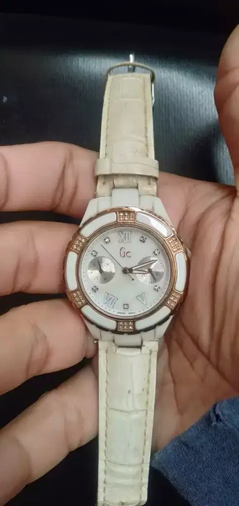 Jual GC watch x69110L1s white