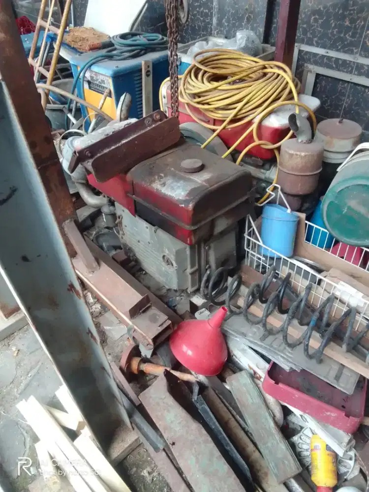 Mesin Diesel engine model S1100