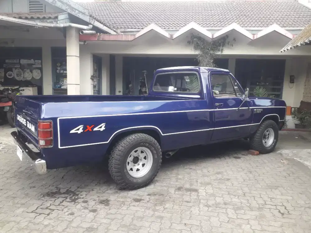TRUCK DODGE POWER RAM|RAMCHARGER 4X4 AUTOMATIC 1982