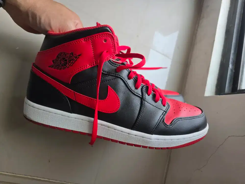 Sepatu NIKE Air Jordan ukuran 47,5 (31cm)