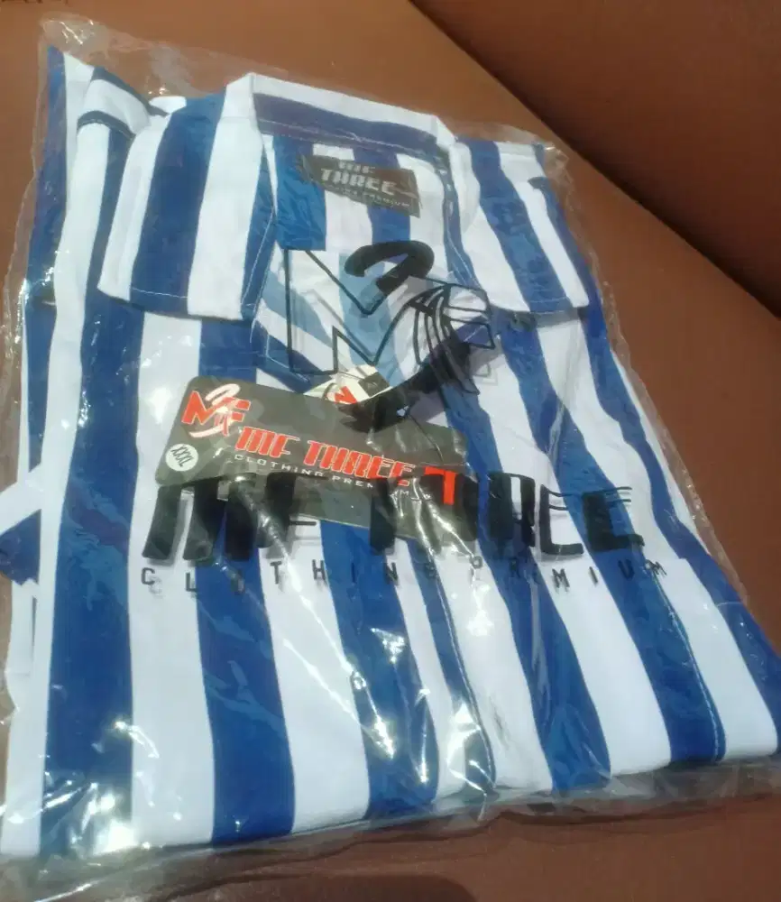 Kemeja salur garis garis size xxxl