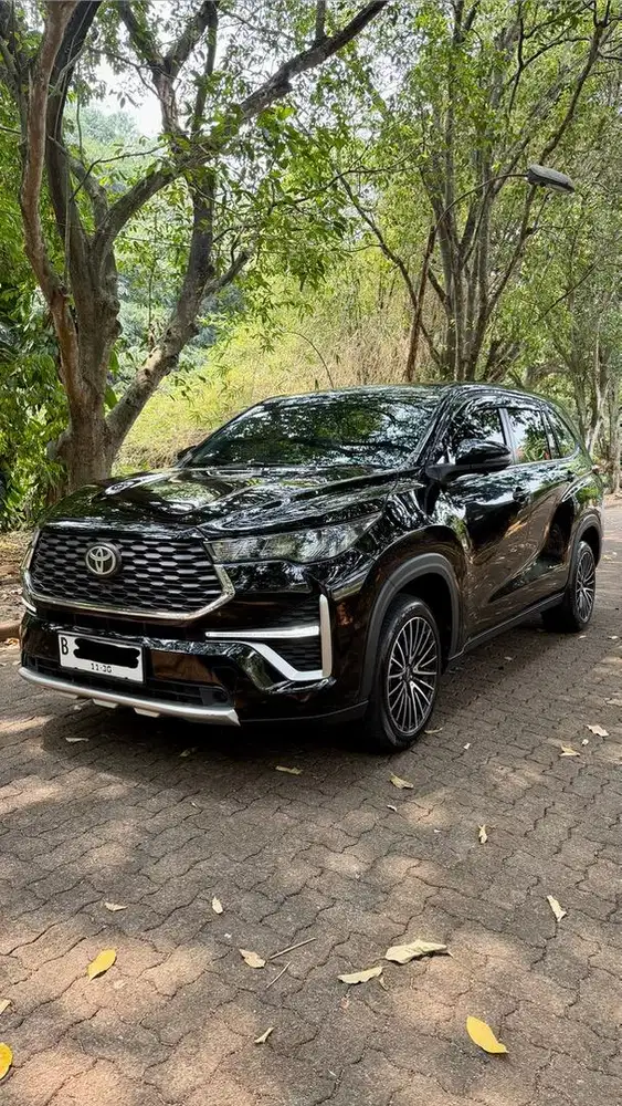 Cash LOW KM Innova Zenix G Hybrid HV 2025 Eksterior Type Q Antik