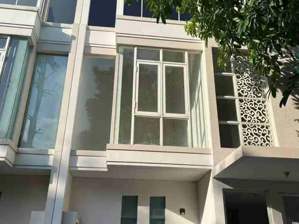 Dijual Cepat Rumah Zimbali Costa Grand Island Pakuwon City Surabaya Timur Siap Huni under 2M