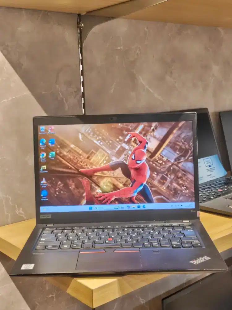 FOR SALE!!! Jual cepat Laptop second Lenovo Thinkpad T14s Touchscreen