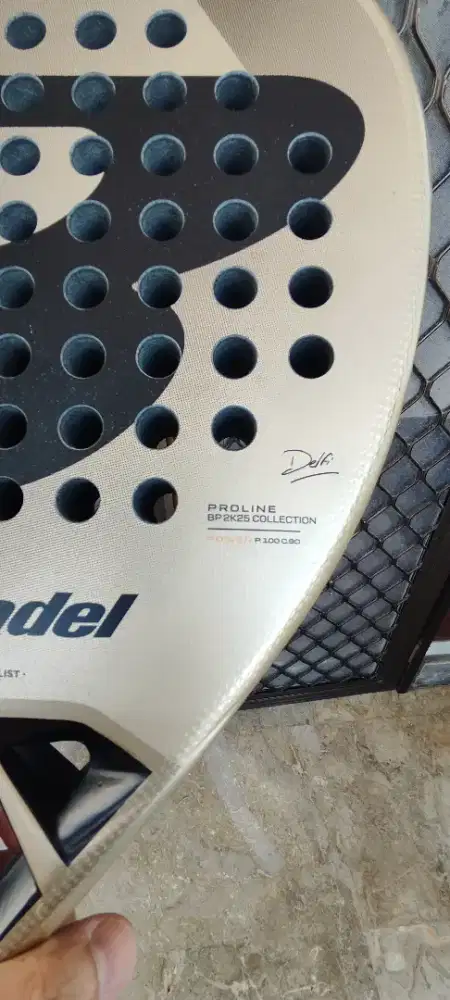 Bullpadel Vertex 04 W
