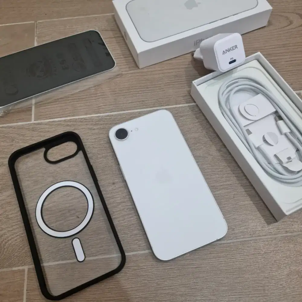 Iphone 16e 128gb like new