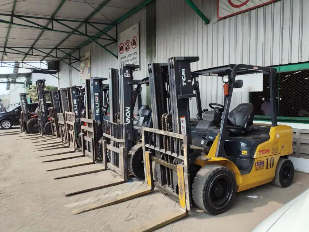 Forklift Solar Kapasitas 3-5 Ton 2023-2025