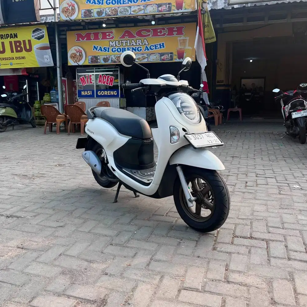 HONDA NEW SCOOPY PRESTIGE 2025