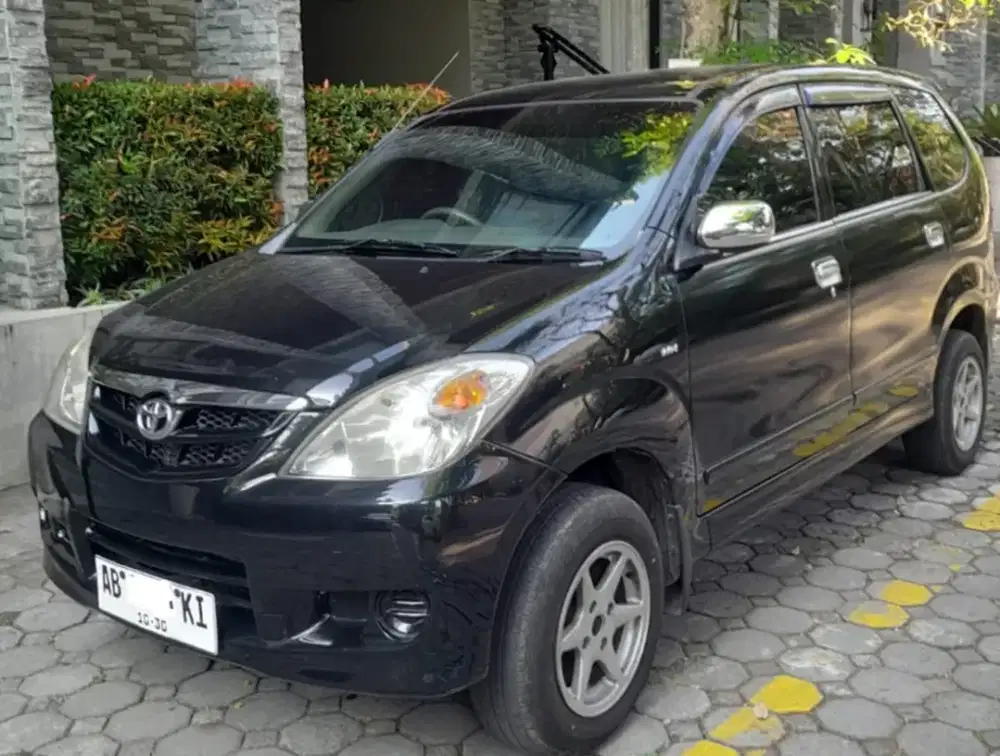 Toyota Avanza tipe E manual