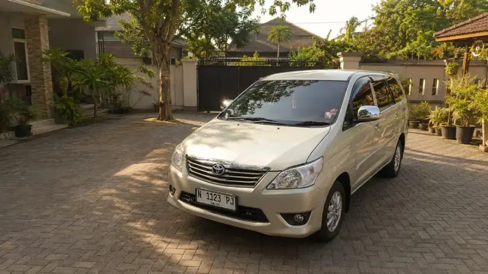 Toyota Kijang Innova 2.5 E Manual