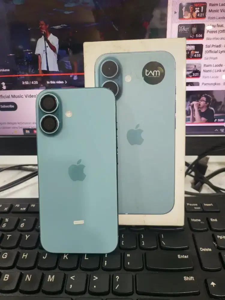 Iphone 16 128gb ibox fulset sampai nota . Hb97% Kondisi masih mulus