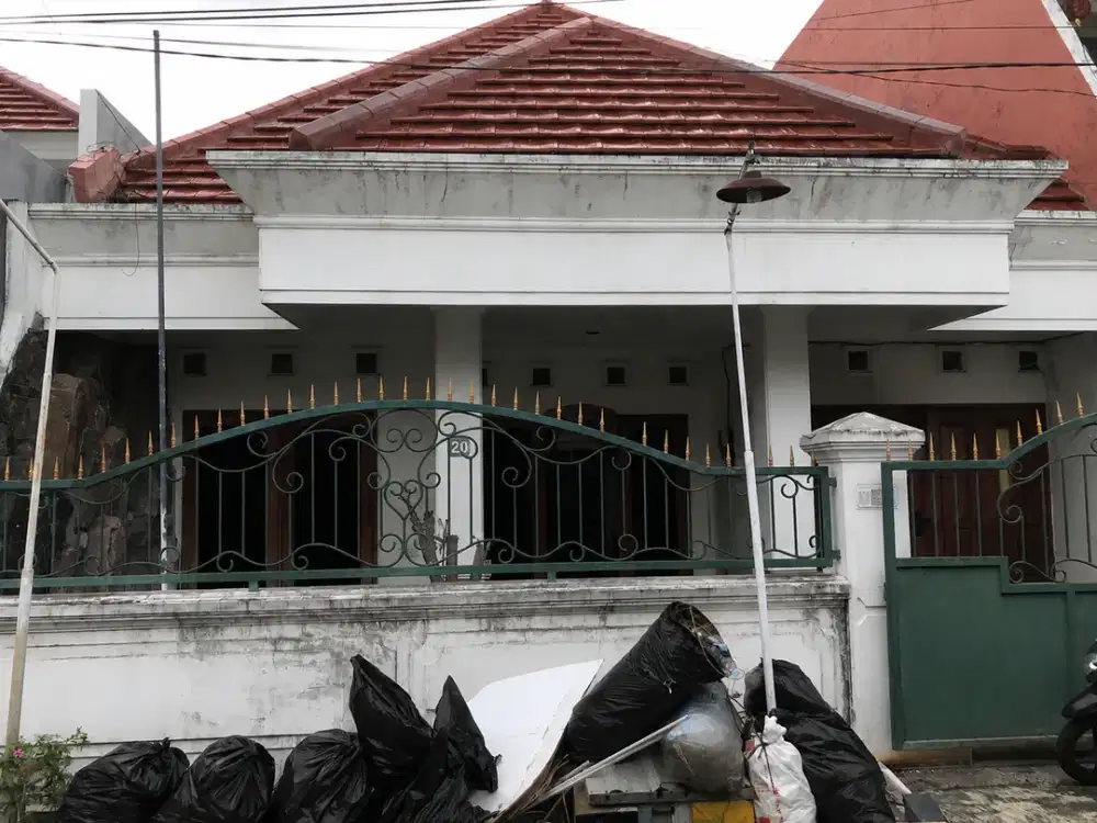 Di Jual! Rumah Sutorejo Selatan Dekat Pakuwon City!