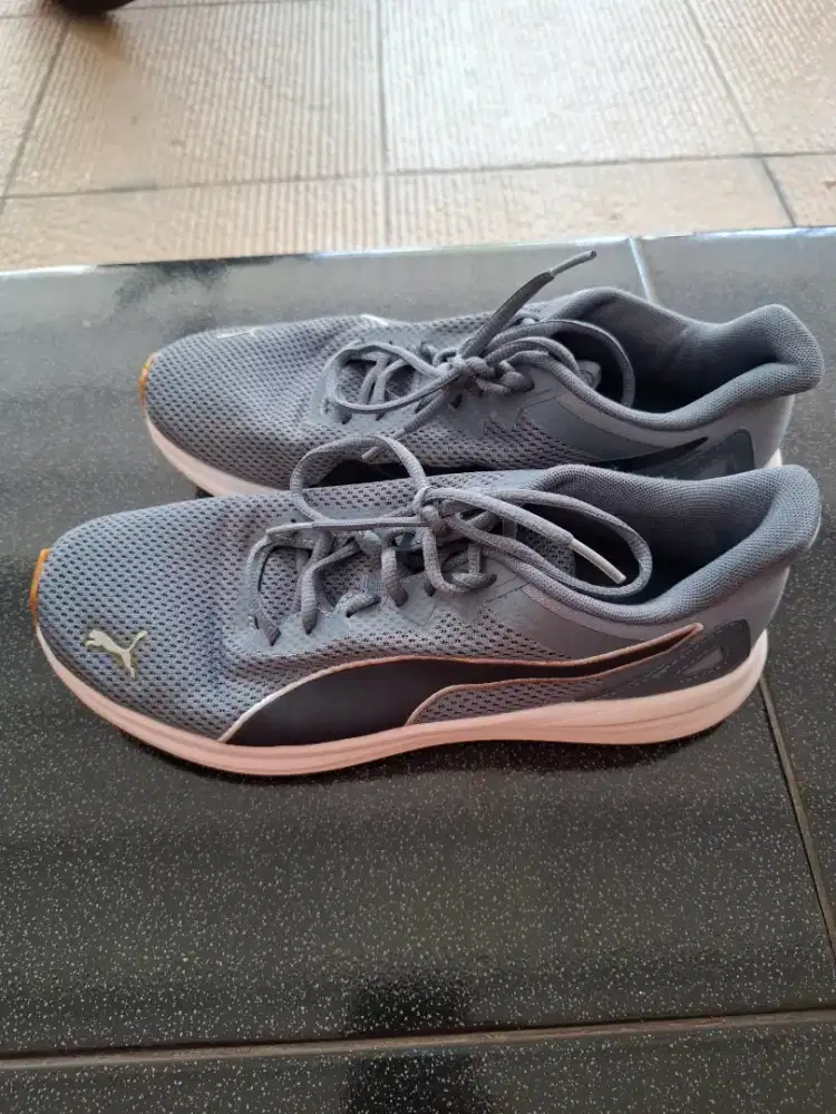 Jual sepatu puma