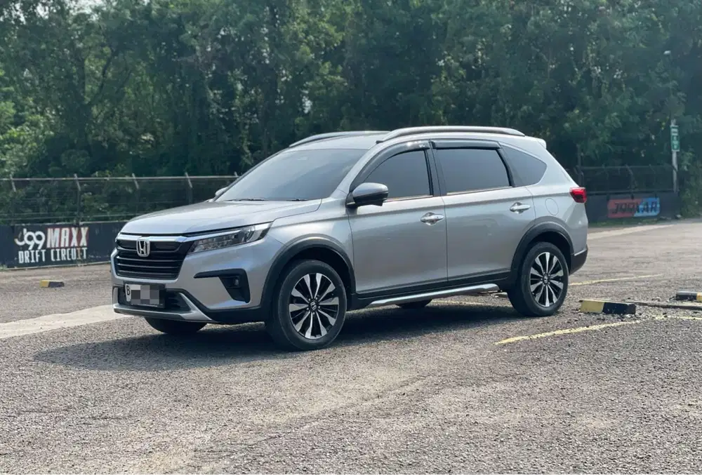 TERMURAH!! HONDA NEW BRV E PRESTIGE HS AT MATIC 2022 SILVER